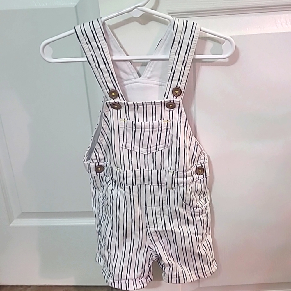 Nicole Miller,  Baby boys 24M, Black and White Overalls